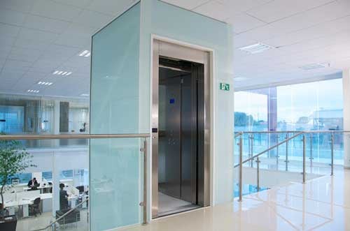 Elevador Hidráulico para Acessibilidade