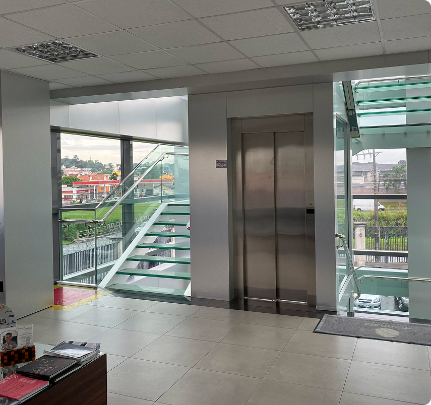 Elevador Hidráulico Ambiente Comercial 1 1